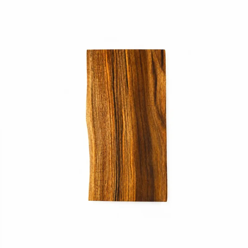 Deska z drewna orzechowego Ola 44 × 23,5 × 2,5 cm z naturalnym bokiem, widok z góry